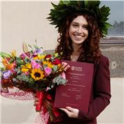 Laureata in Lingue e culture moderne offre ripetizioni e sostegno allo studio della lingua inglese per studenti e lavoratori